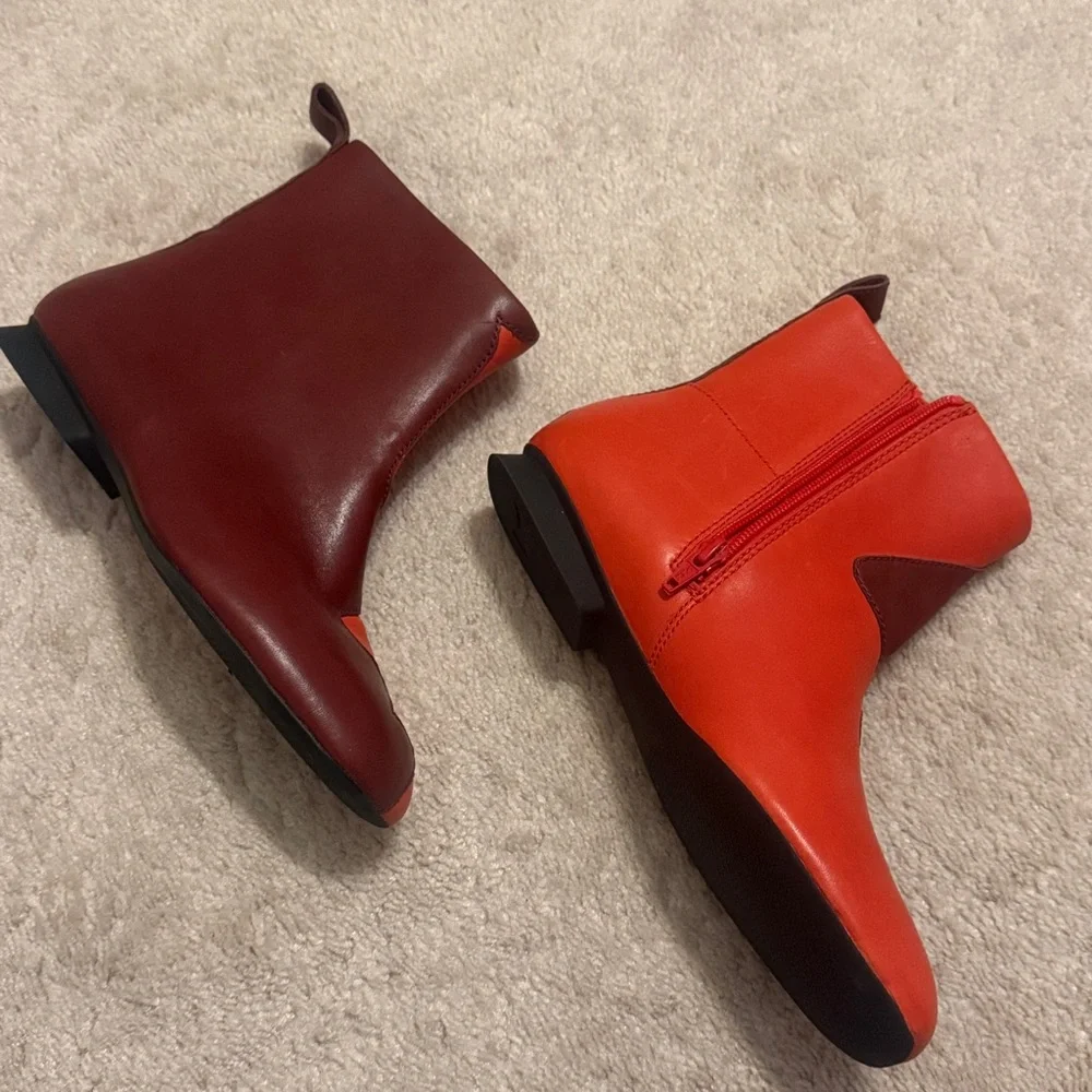 Camper TWINS Red and Burgundy Leather Ankle Boots - Picture 3 of 8